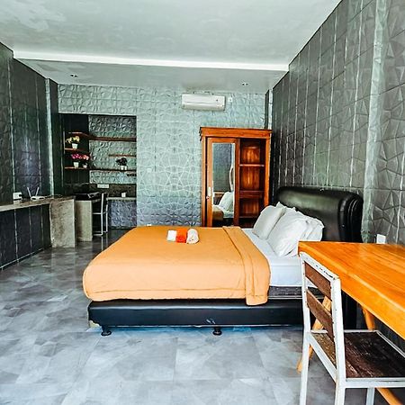 Margarita Surf Hostel Canggu Buitenkant foto